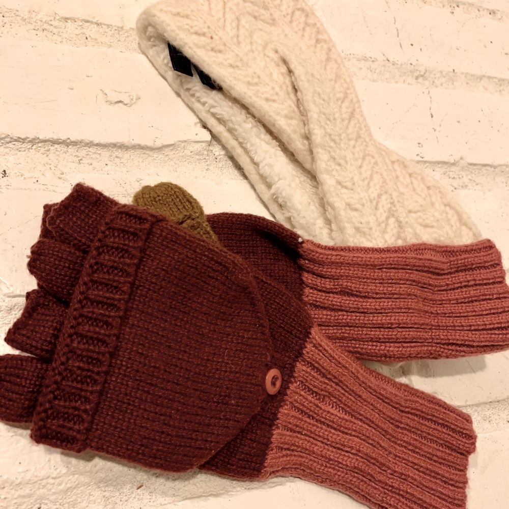 Love & Lore head warmer and glove set brand new!